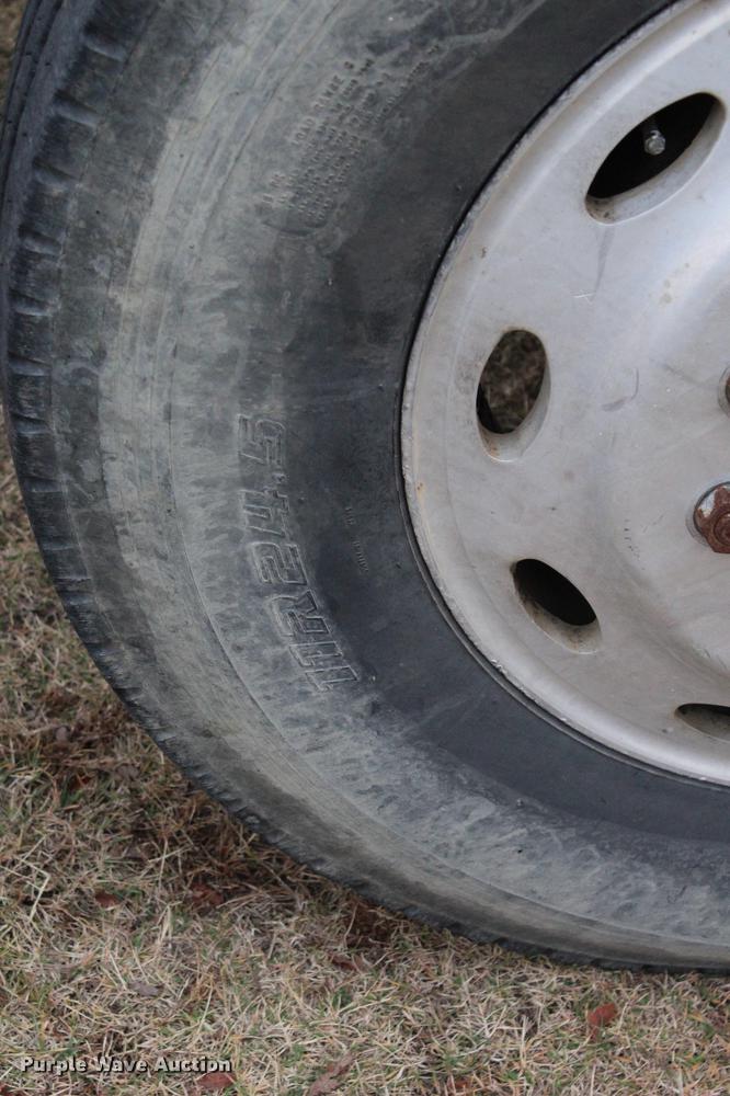 image for item BE9396 1992 Peterbilt 379 semi truck