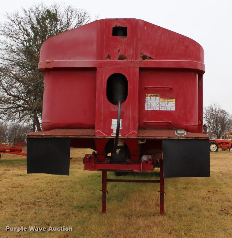 image for item BE9398 1998 Clemson LW3829 end dump trailer