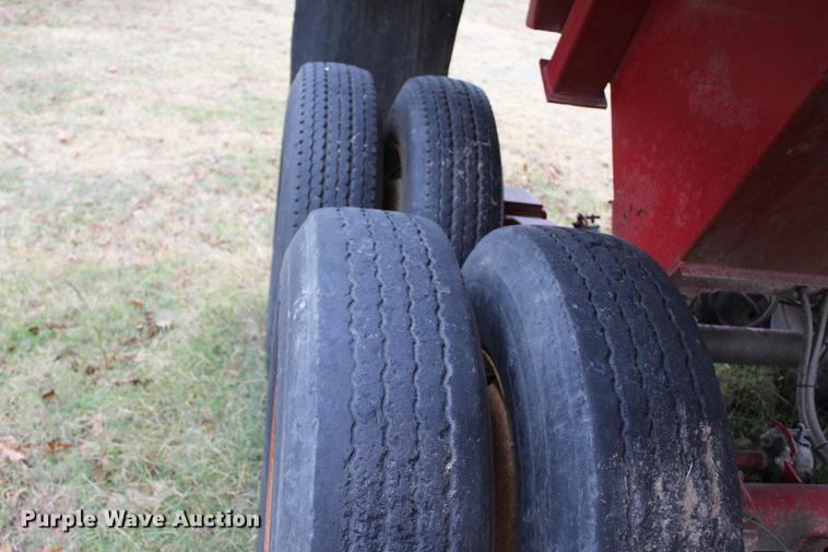 image for item BE9398 1998 Clemson LW3829 end dump trailer