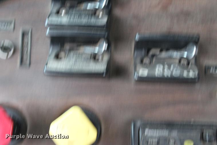 image for item BE9399 1993 Freightliner FLD112 semi truck