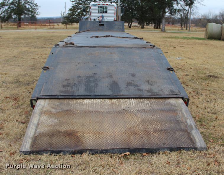 image for item BE9400 1987 Muv-All 4460ST drop deck trailer