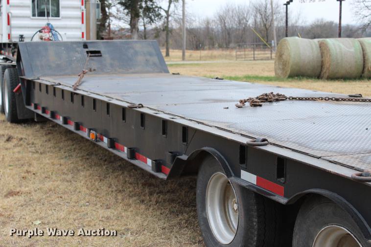 image for item BE9400 1987 Muv-All 4460ST drop deck trailer