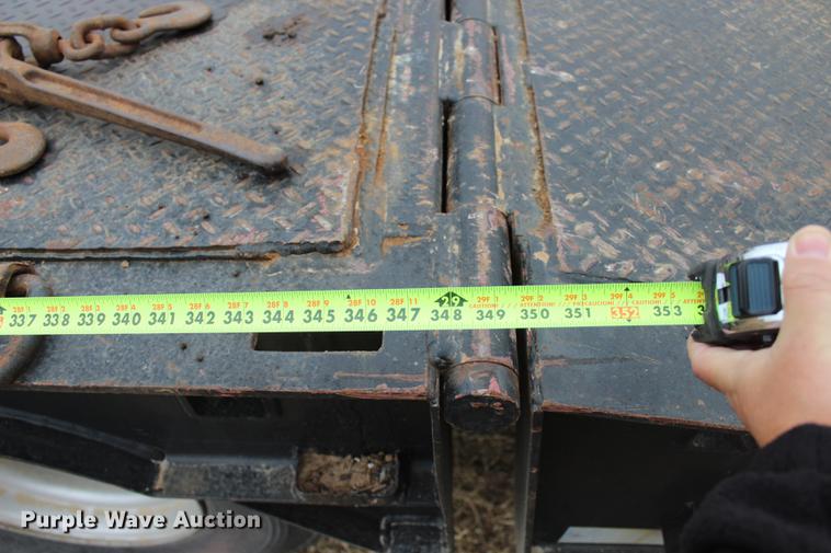 image for item BE9400 1987 Muv-All 4460ST drop deck trailer