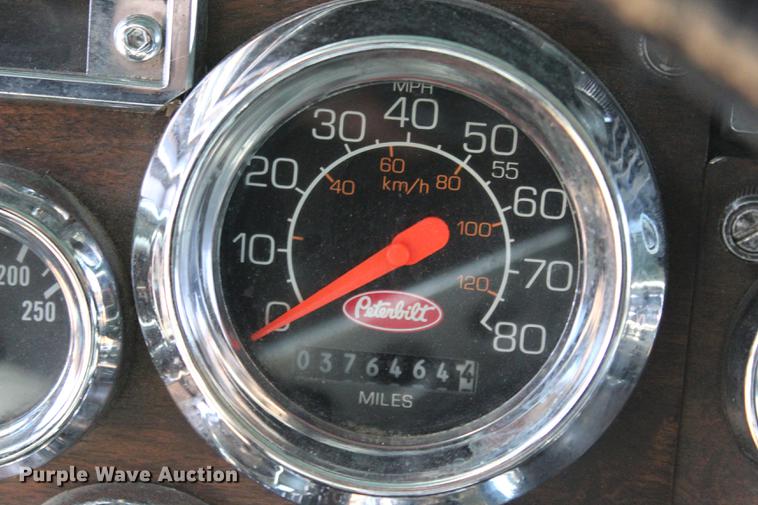 image for item BE9418 1987 Peterbilt 379 semi truck