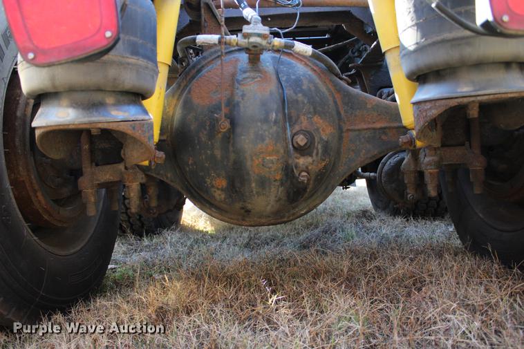 image for item BE9418 1987 Peterbilt 379 semi truck