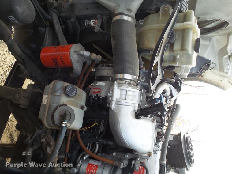 image for item BJ9913 2009 Freightliner Business Class M2 semi truck