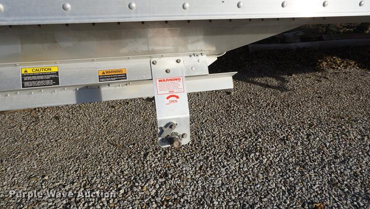 image for item DA1476 2015 Timpte double hopper grain trailer