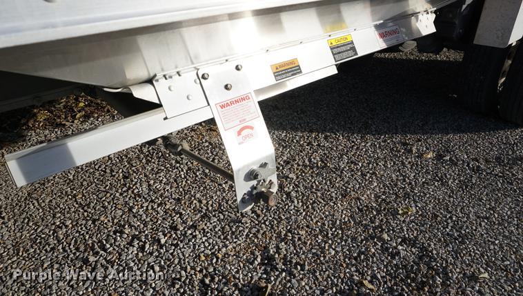 image for item DA1476 2015 Timpte double hopper grain trailer