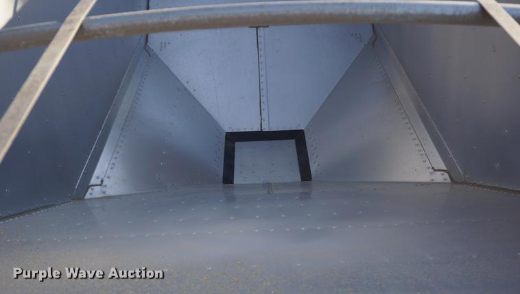 image for item DA1476 2015 Timpte double hopper grain trailer