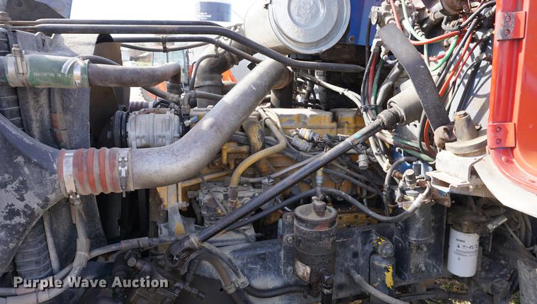 image for item DA1479 1991 Freightliner FLD112 semi truck