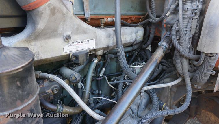 image for item DA1499 1999 Peterbilt 377 semi truck