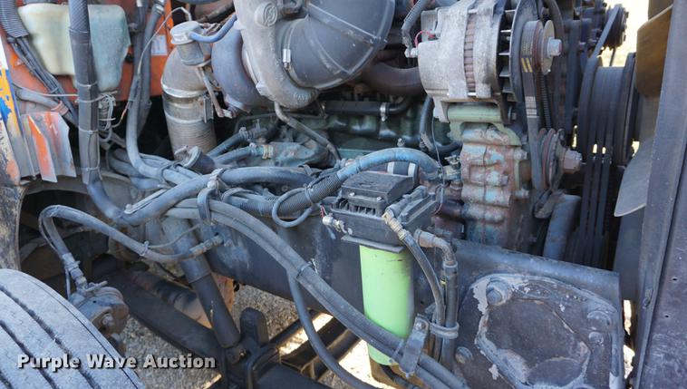 image for item DA1499 1999 Peterbilt 377 semi truck