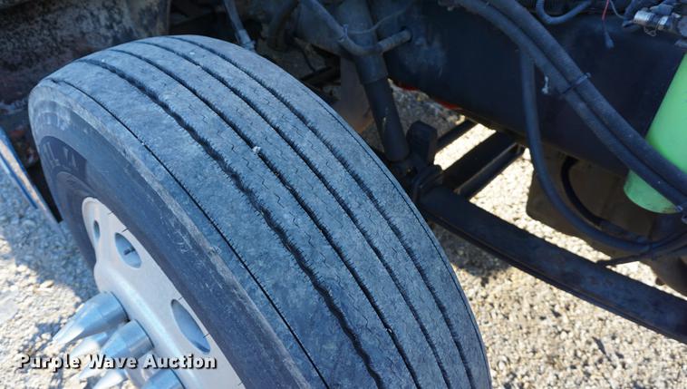 image for item DA1499 1999 Peterbilt 377 semi truck