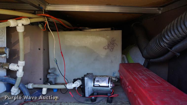 image for item DA1499 1999 Peterbilt 377 semi truck