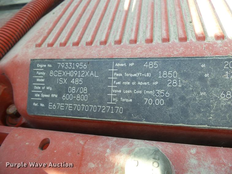 image for item DA2434 2009 Peterbilt 388 semi truck