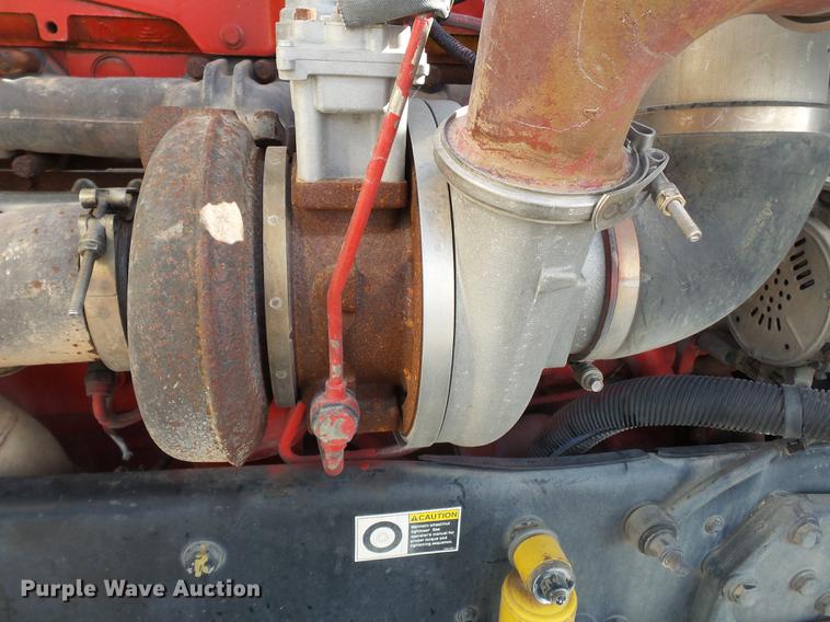 image for item DA2434 2009 Peterbilt 388 semi truck