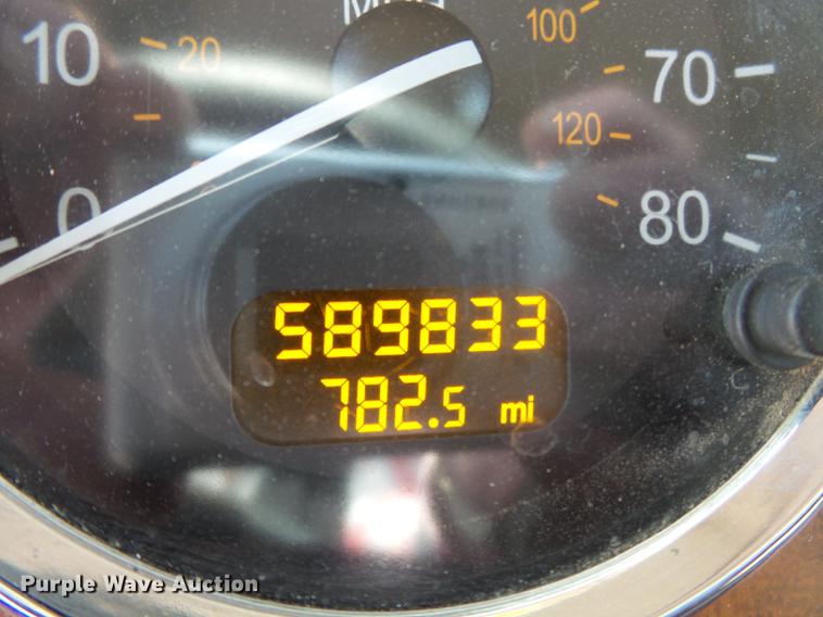 image for item DA2434 2009 Peterbilt 388 semi truck