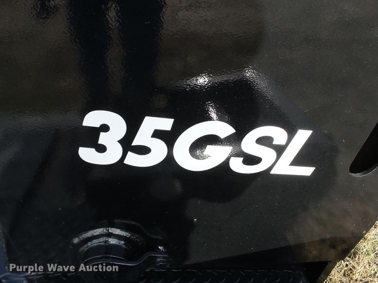 image for item DA2435 2003 Eager Beaver 35GSL/GS lowboy equipment trailer