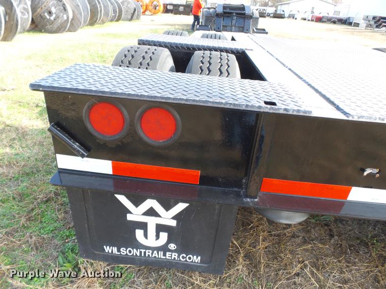 image for item DA2435 2003 Eager Beaver 35GSL/GS lowboy equipment trailer