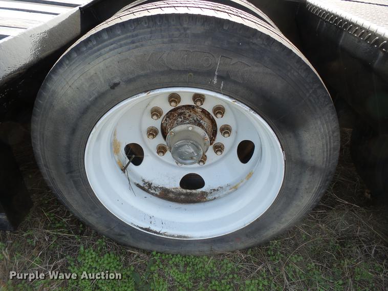 image for item DA2435 2003 Eager Beaver 35GSL/GS lowboy equipment trailer