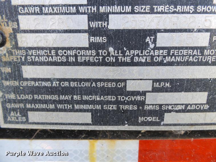 image for item DA2435 2003 Eager Beaver 35GSL/GS lowboy equipment trailer