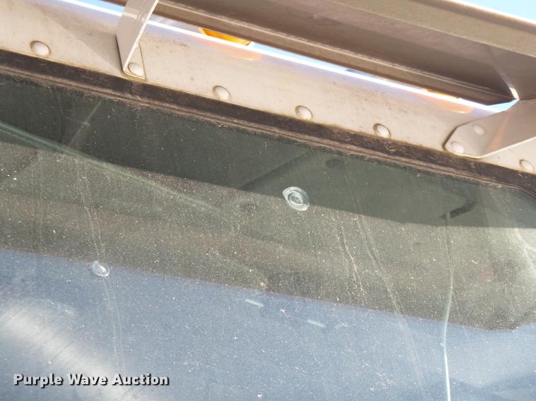 image for item DA2459 2005 Peterbilt 379 semi truck