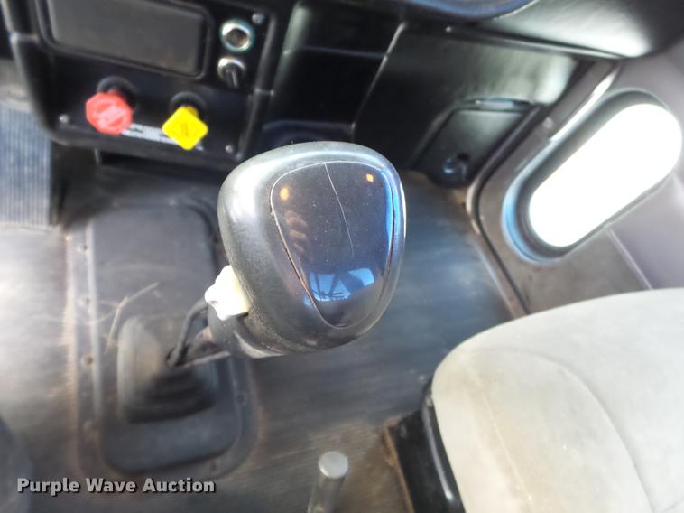 image for item DA2459 2005 Peterbilt 379 semi truck