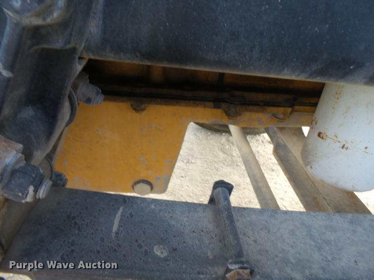 image for item DA2459 2005 Peterbilt 379 semi truck