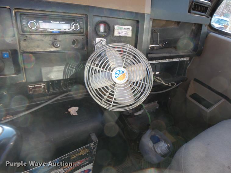 image for item DA3563 1990 International 2500S semi truck