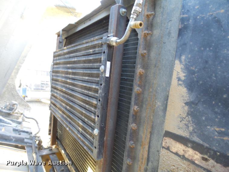 image for item DA3563 1990 International 2500S semi truck