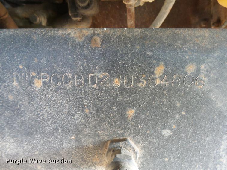 image for item DA3564 1988 Autocar DS64 truck cab and chassis