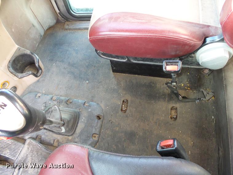 image for item DA3569 2009 Peterbilt 388 semi truck