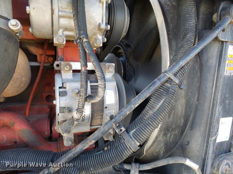 image for item DA3569 2009 Peterbilt 388 semi truck