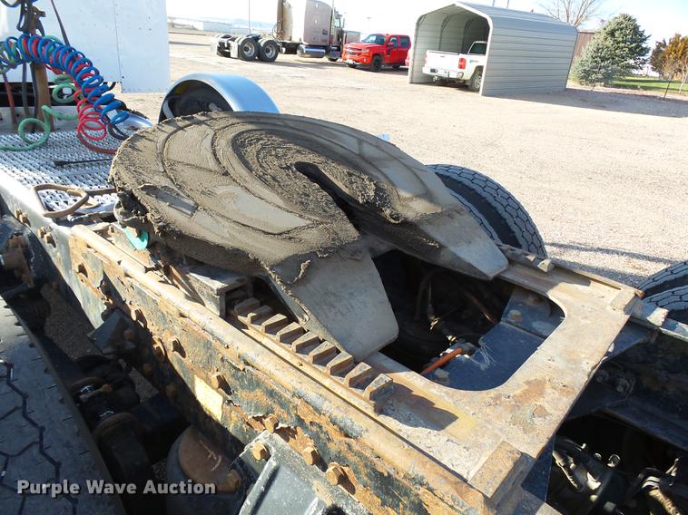 image for item DA3570 2008 Peterbilt 389 semi truck