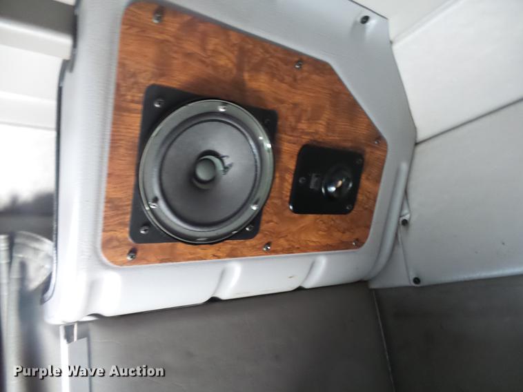 image for item DA3570 2008 Peterbilt 389 semi truck