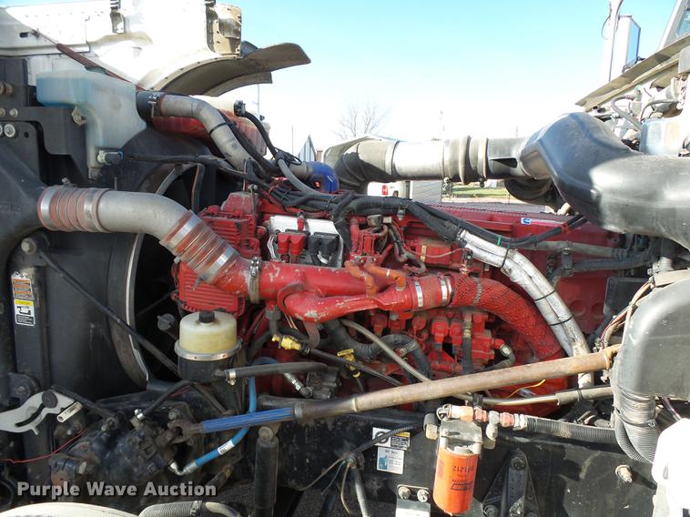 image for item DA3570 2008 Peterbilt 389 semi truck