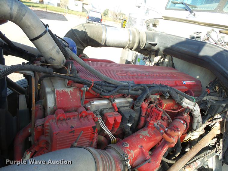 image for item DA3570 2008 Peterbilt 389 semi truck