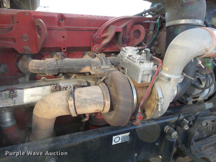 image for item DA3570 2008 Peterbilt 389 semi truck