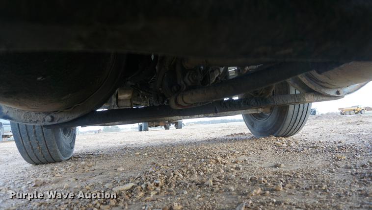 image for item DB0262 2000 Sterling A9500 semi truck