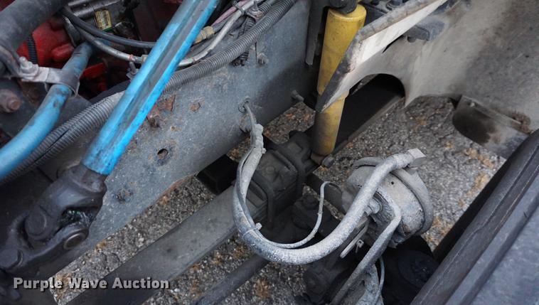 image for item DB0282 2005 International 9200i semi truck