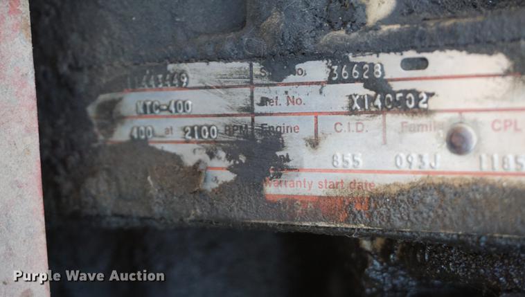 image for item DB0296 1986 Kenworth T600 semi truck