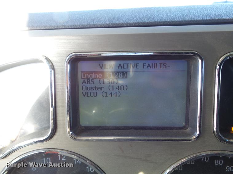 image for item DB6251 2011 Mack CHU613 semi truck