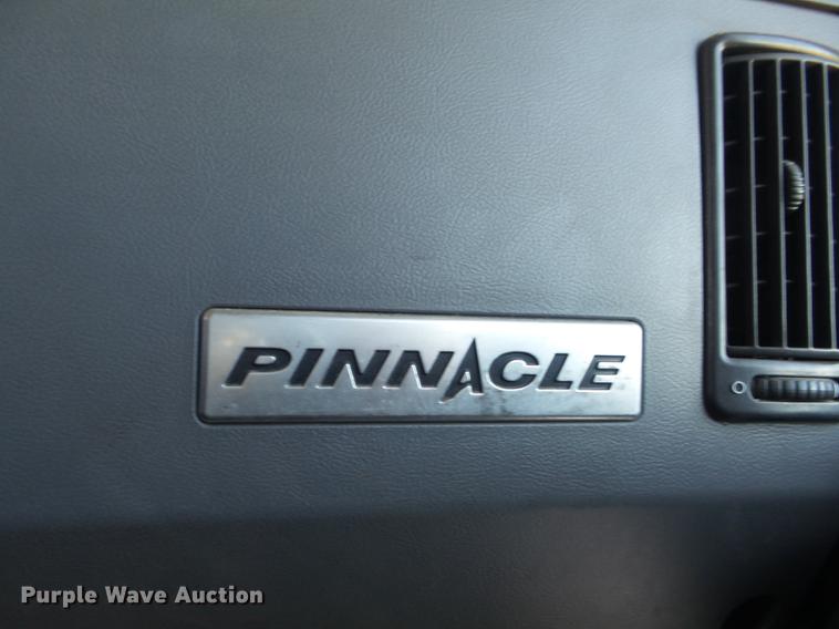 image for item DB6251 2011 Mack CHU613 semi truck