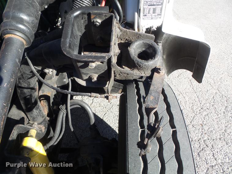 image for item DB6280 1999 Volvo VNL semi truck