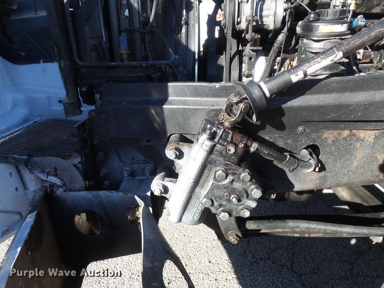 image for item DB6280 1999 Volvo VNL semi truck