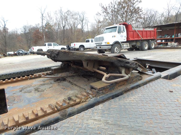 image for item DB6318 1987 Kenworth 510 semi truck