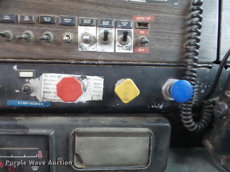 image for item DB6318 1987 Kenworth 510 semi truck