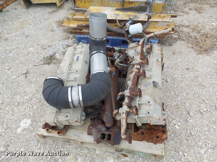 image for item DB6318 1987 Kenworth 510 semi truck