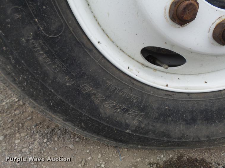 image for item DB6318 1987 Kenworth 510 semi truck