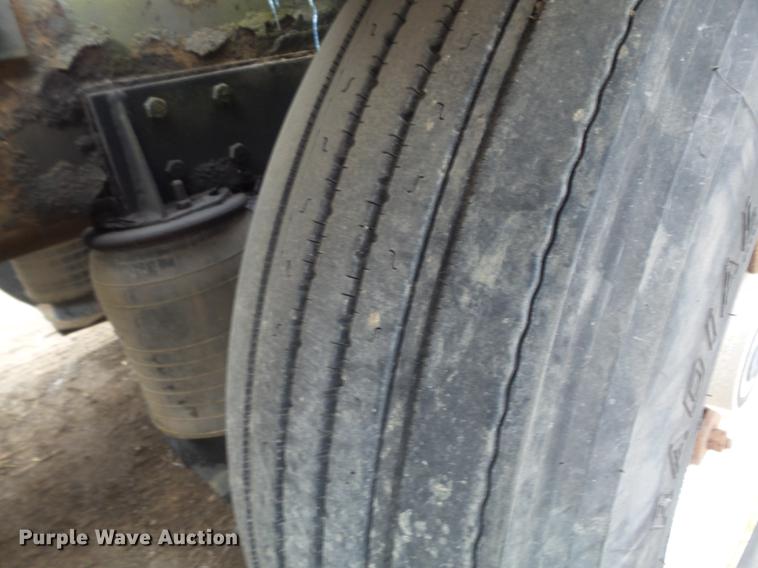 image for item DB6318 1987 Kenworth 510 semi truck